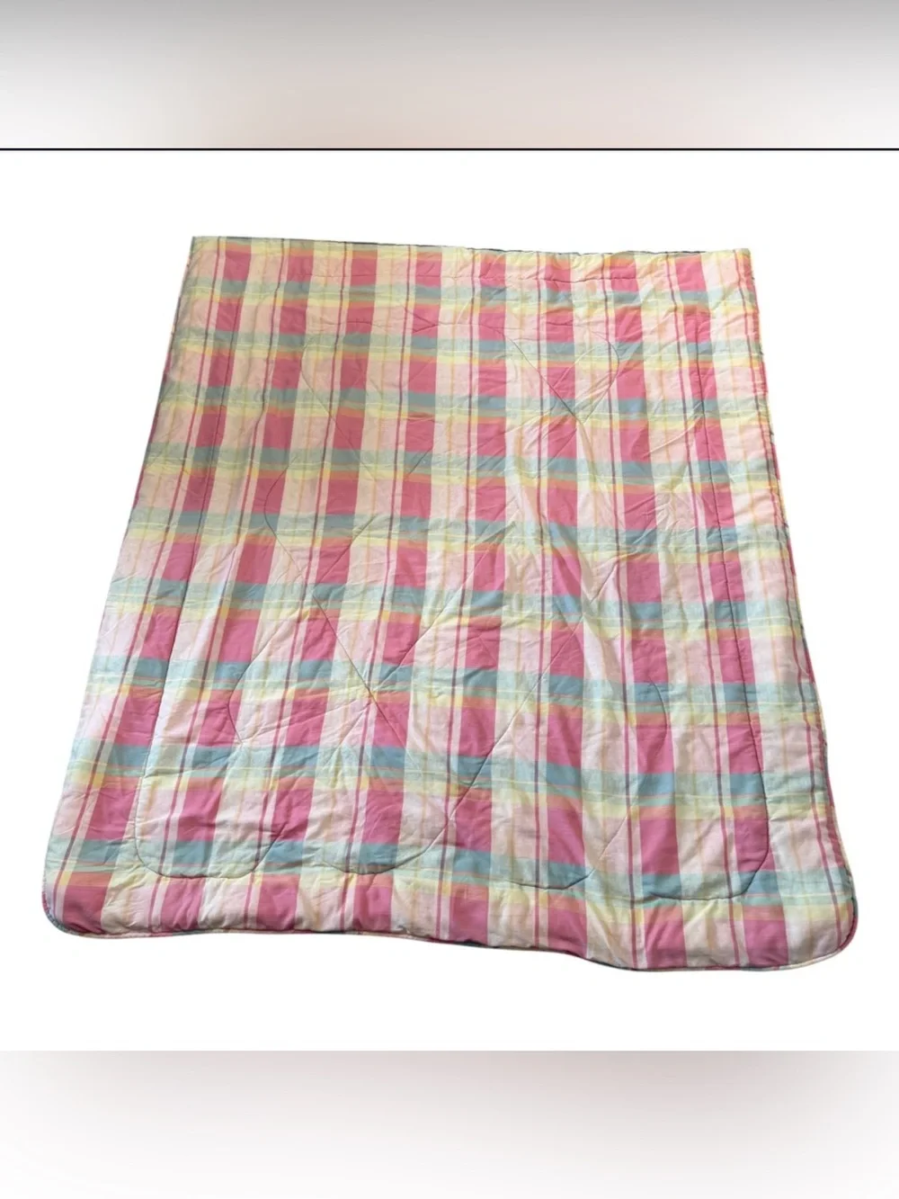 Vintage Y2K Pastel Plaid Quilted Blanket / Comforter Bedspread (84